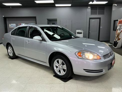 Used 2014 Chevrolet Impala Limited LS FWD image 2