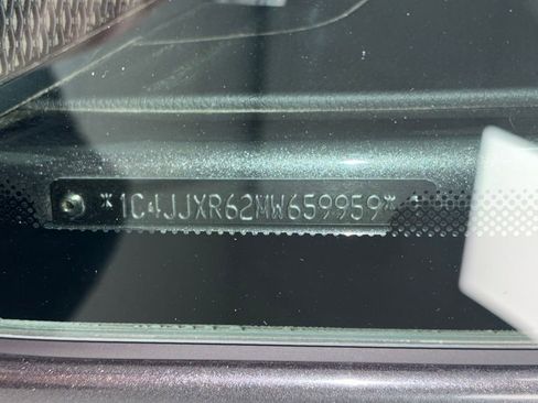 Used 2021 Jeep Wrangler Unlimited Rubicon 4xe w/ Steel Bumper Group image 50