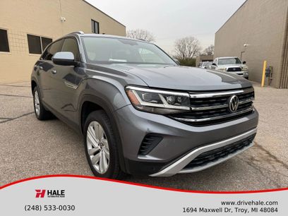 Used 2020 Volkswagen Atlas Cross Sport SE w/ Panoramic Sunroof Package