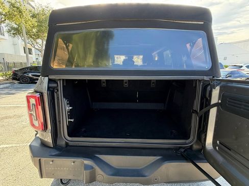 Used 2022 Ford Bronco Wildtrak AWD/4WD image 15