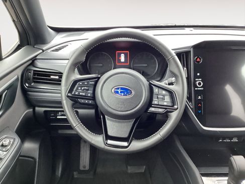 Used 2025 Subaru Forester Premium image 12