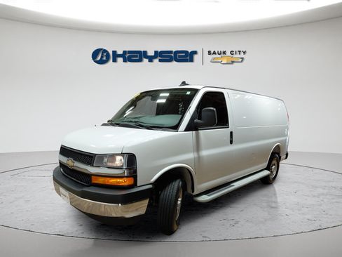Used 2025 Chevrolet Express 2500 w/ Driver Convenience Package RWD image 3