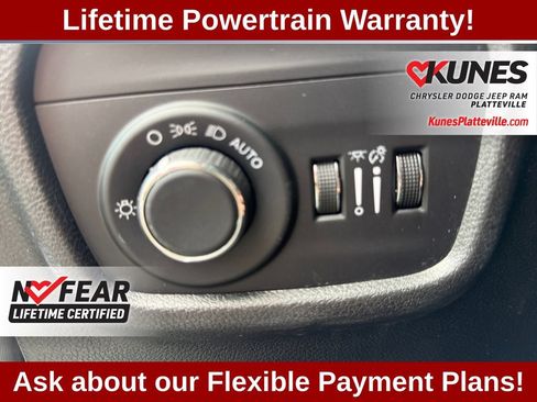 Used 2024 Jeep Grand Cherokee Altitude AWD/4WD image 19