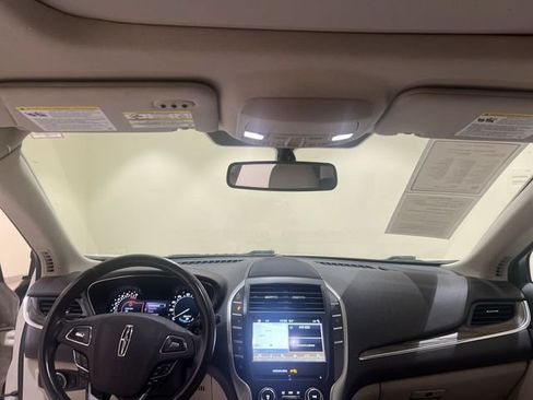 Used 2018 Lincoln MKC Reserve FWD image 20