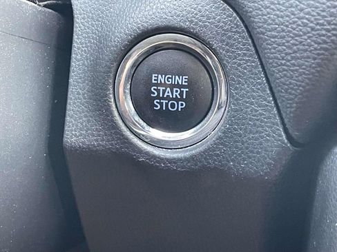 Used 2020 Toyota RAV4 XLE image 34