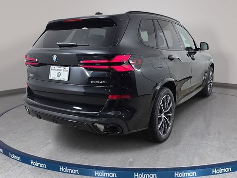 New 2026 BMW X5 xDrive40i w/ M Sport Package AWD/4WD image 5