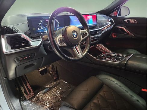 Used 2024 BMW X6 M60i w/ Dynamic Handling Package image 18