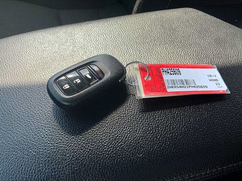 Used 2023 Honda CR-V LX image 13