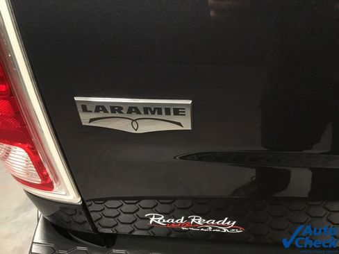 Used 2015 RAM 1500 Laramie w/ Convenience Group image 19