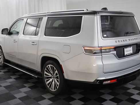 Used 2024 Jeep Grand Wagoneer L Series III image 18