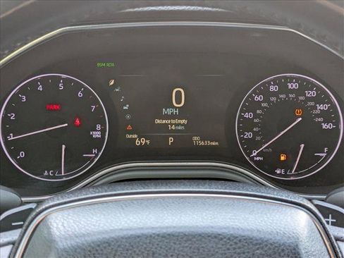 Used 2019 Toyota Avalon XSE image 3