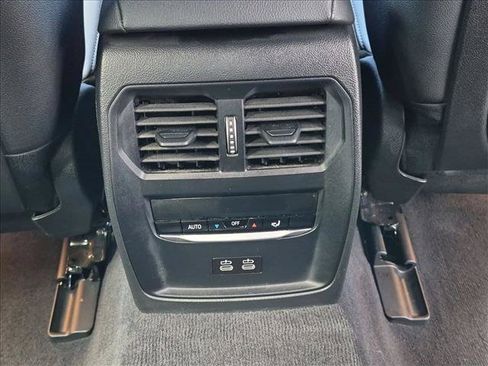 Certified 2023 BMW i4 eDrive40 RWD image 18
