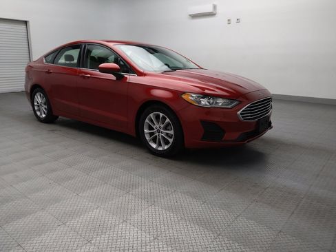 Used 2020 Ford Fusion SE image 13