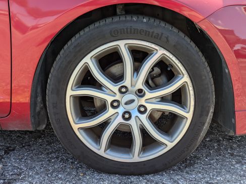 Used 2010 Ford Fusion SE FWD image 11