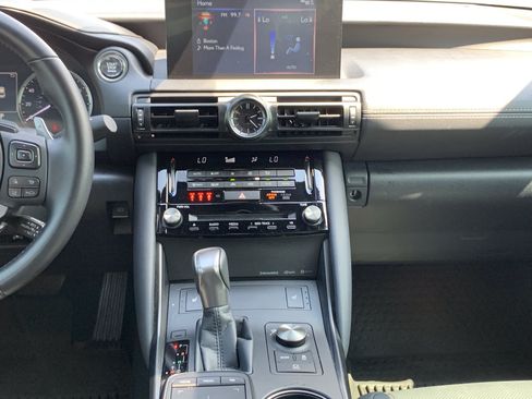 Used 2024 Lexus IS 350 F Sport RWD image 31