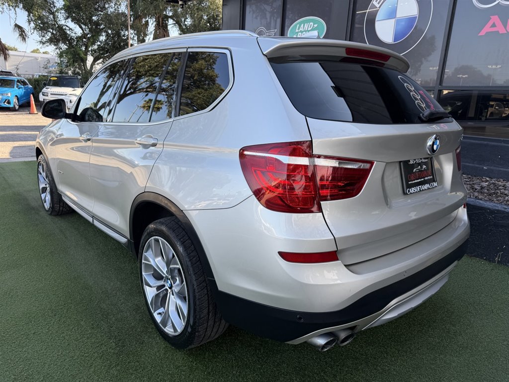 Used 2017 BMW X3 sDrive28i RWD image 4