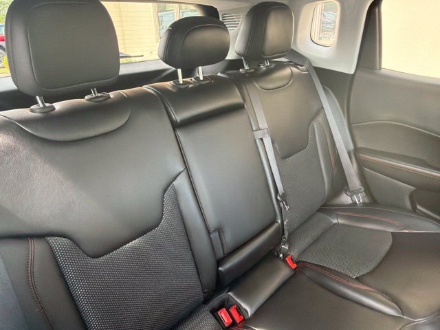 Used 2021 Jeep Compass Trailhawk w/ Convenience Group AWD/4WD image 14