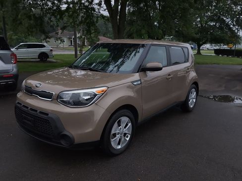 Used 2016 Kia Soul FWD image 20