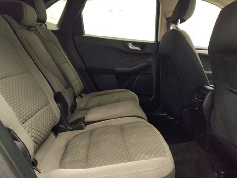 Used 2020 Ford Escape SE FWD image 19