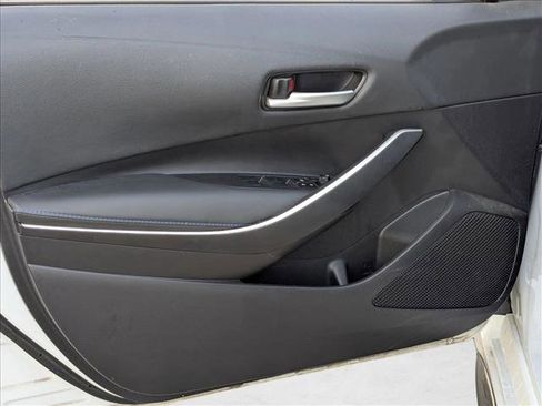 Used 2022 Toyota Corolla SE FWD image 9