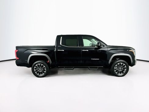 Used 2024 Toyota Tundra Limited AWD/4WD image 10