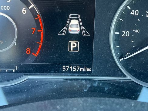 Used 2023 Nissan Versa SV image 21