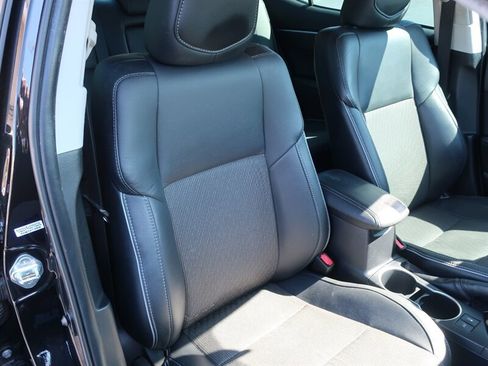 Used 2016 Toyota Corolla S image 27