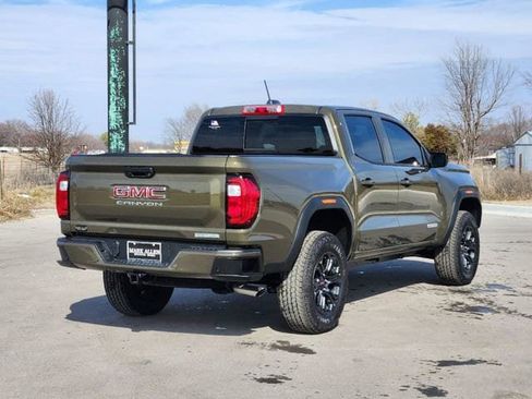New 2025 GMC Canyon Elevation w/ Convenience Package image 3