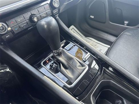 Certified 2022 Jeep Compass Limited w/ Sun and Sound Group image 33