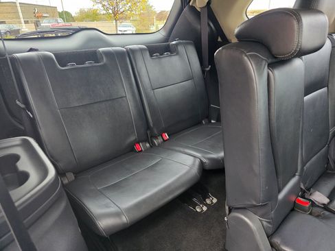 Used 2019 Mitsubishi Outlander SEL image 7