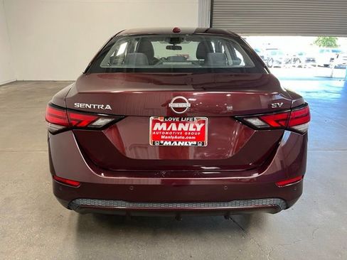 Used 2024 Nissan Sentra SV FWD image 4