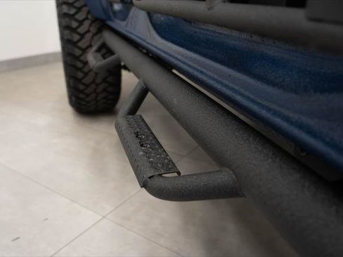 Used 2025 Ford Bronco 4-Door AWD/4WD image 35