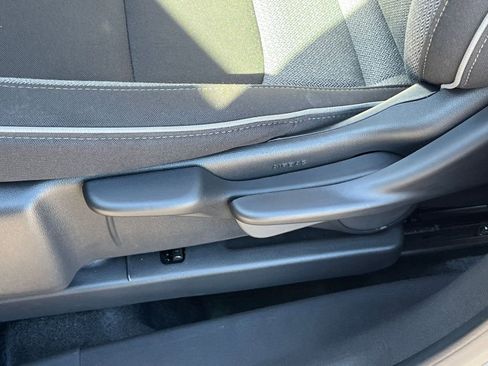 Used 2025 Chevrolet TrailBlazer LT image 23