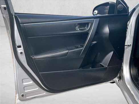 Used 2014 Toyota Corolla S FWD image 15