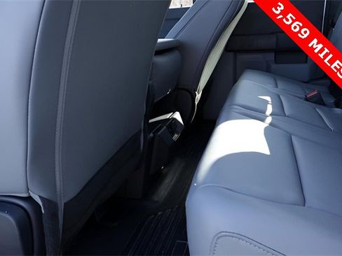 Used 2023 Ford F250 XL w/ XL Chrome Package image 29