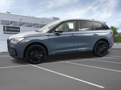 New 2025 Lincoln Corsair Reserve w/ Jet Appearance Package image 5