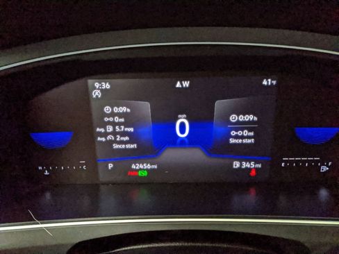 Used 2022 Volkswagen Tiguan SE image 12