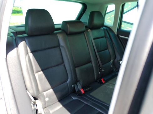 Used 2013 Volkswagen Tiguan SEL AWD/4WD image 25