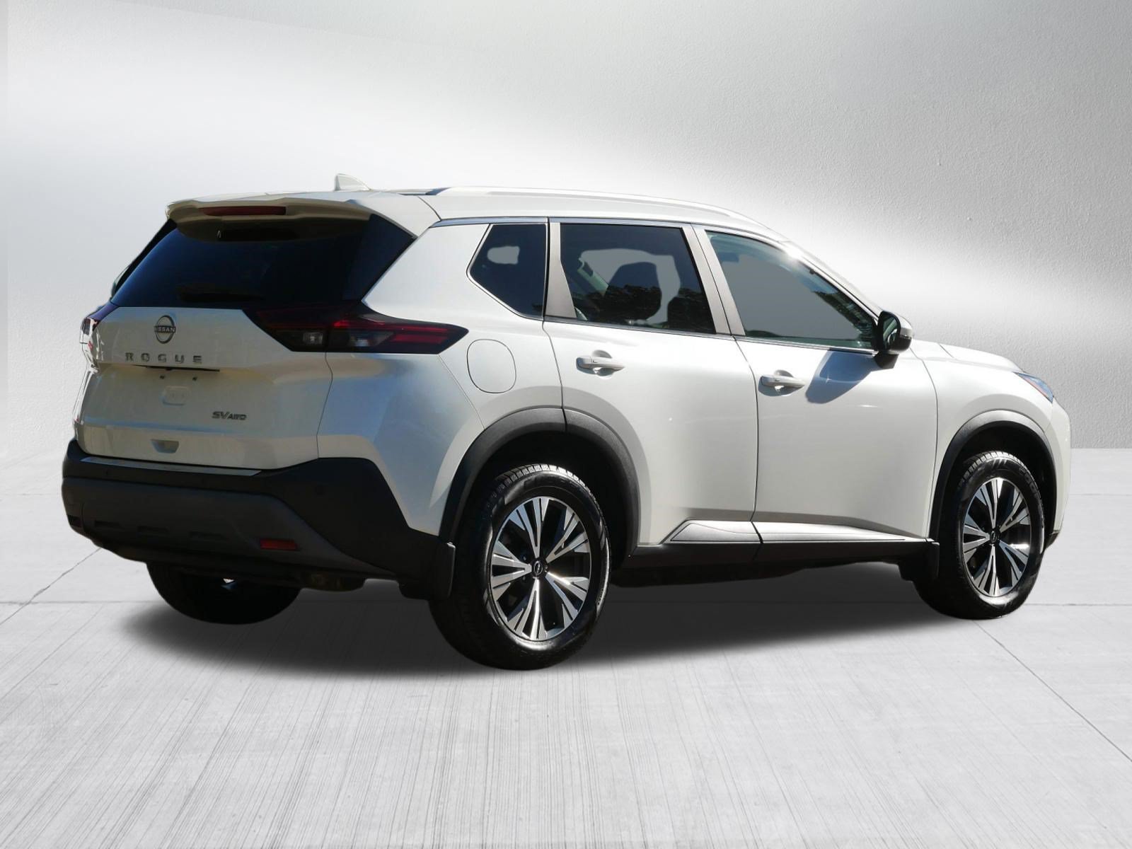 Certified 2023 Nissan Rogue SV w/ SV Premium Package AWD/4WD image 7
