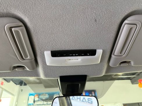 Used 2021 Nissan Kicks S FWD image 24
