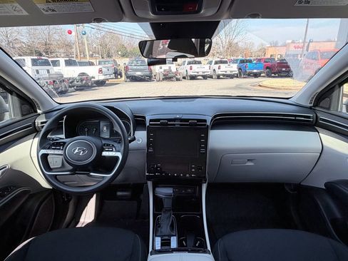 Used 2024 Hyundai Tucson SEL image 18