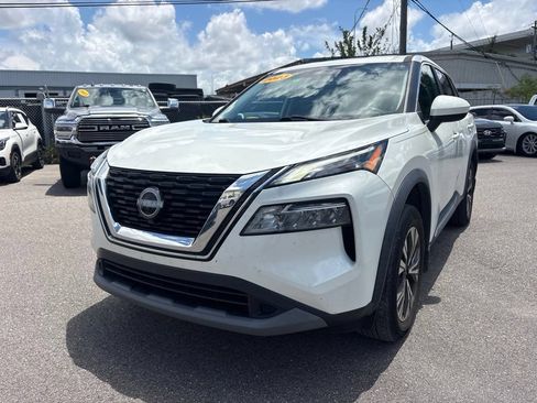 Used 2023 Nissan Rogue SV FWD image 7
