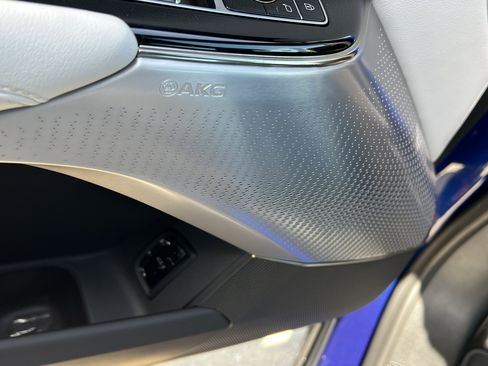 New 2025 Cadillac Lyriq Sport image 22