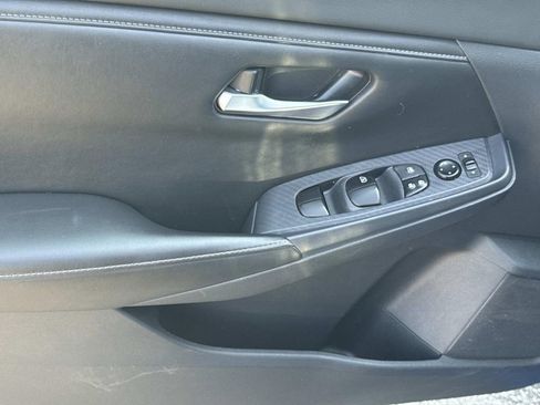 Used 2022 Nissan Sentra SV image 17