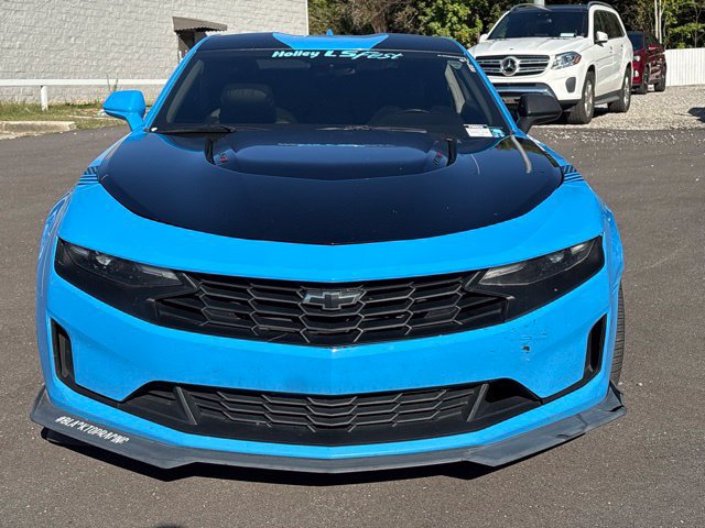 Used 2022 Chevrolet Camaro LT RWD image 2