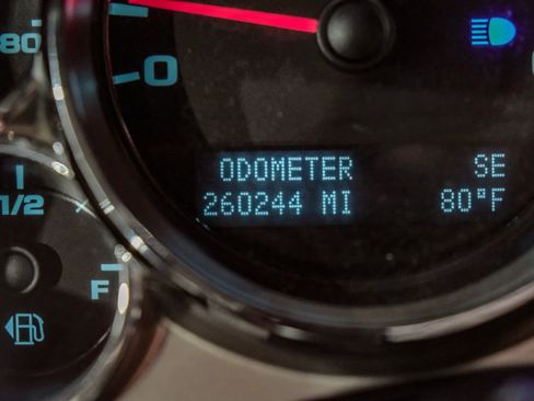 Used 2010 Chevrolet Silverado 1500 LT w/ Regional Value Package image 19