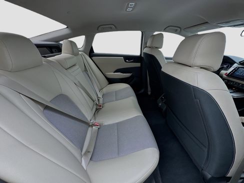 Used 2019 Honda Clarity Plug-In Hybrid image 18