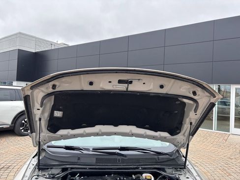 Used 2018 Ford Taurus SE image 45