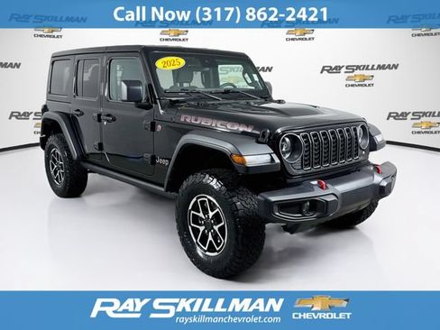 Used 2025 Jeep Wrangler Unlimited Rubicon AWD/4WD image 1