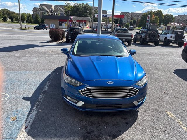 Used 2017 Ford Fusion SE w/ Equipment Group 201A AWD/4WD image 3